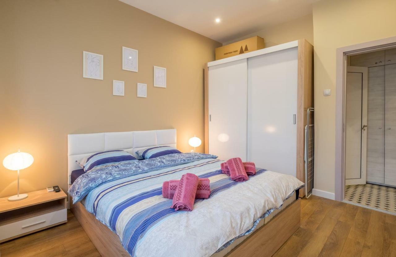 Modern 2 Bedroom Apartment Next To Vitosha Str. 索菲亞 外观 照片