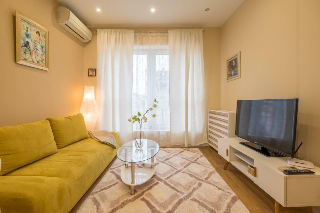 Modern 2 Bedroom Apartment Next To Vitosha Str. 索菲亞 外观 照片