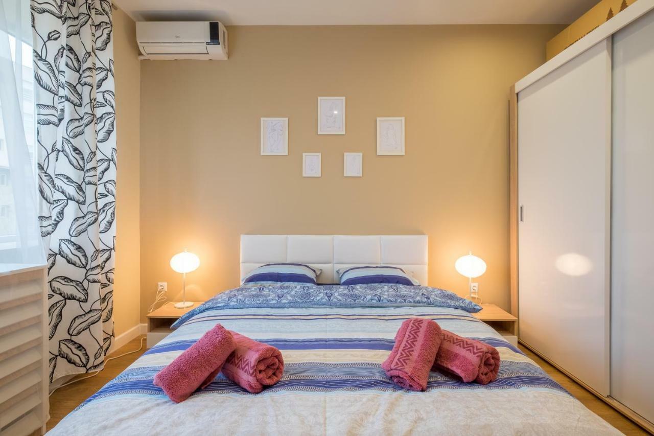 Modern 2 Bedroom Apartment Next To Vitosha Str. 索菲亞 外观 照片